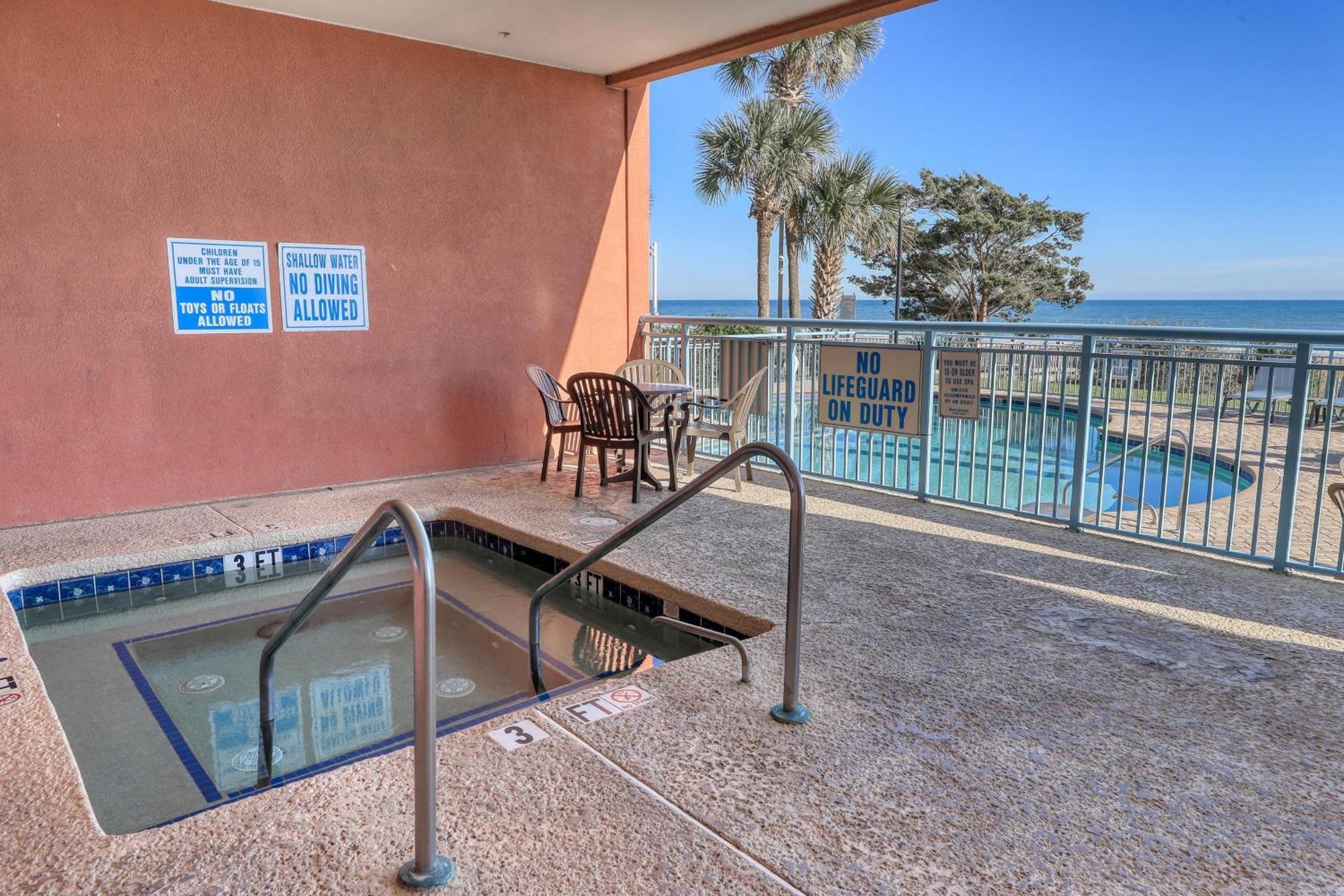Holiday home 1604 N Ocean Blvd, 0703 - Ocean Front Sleeps 6 *