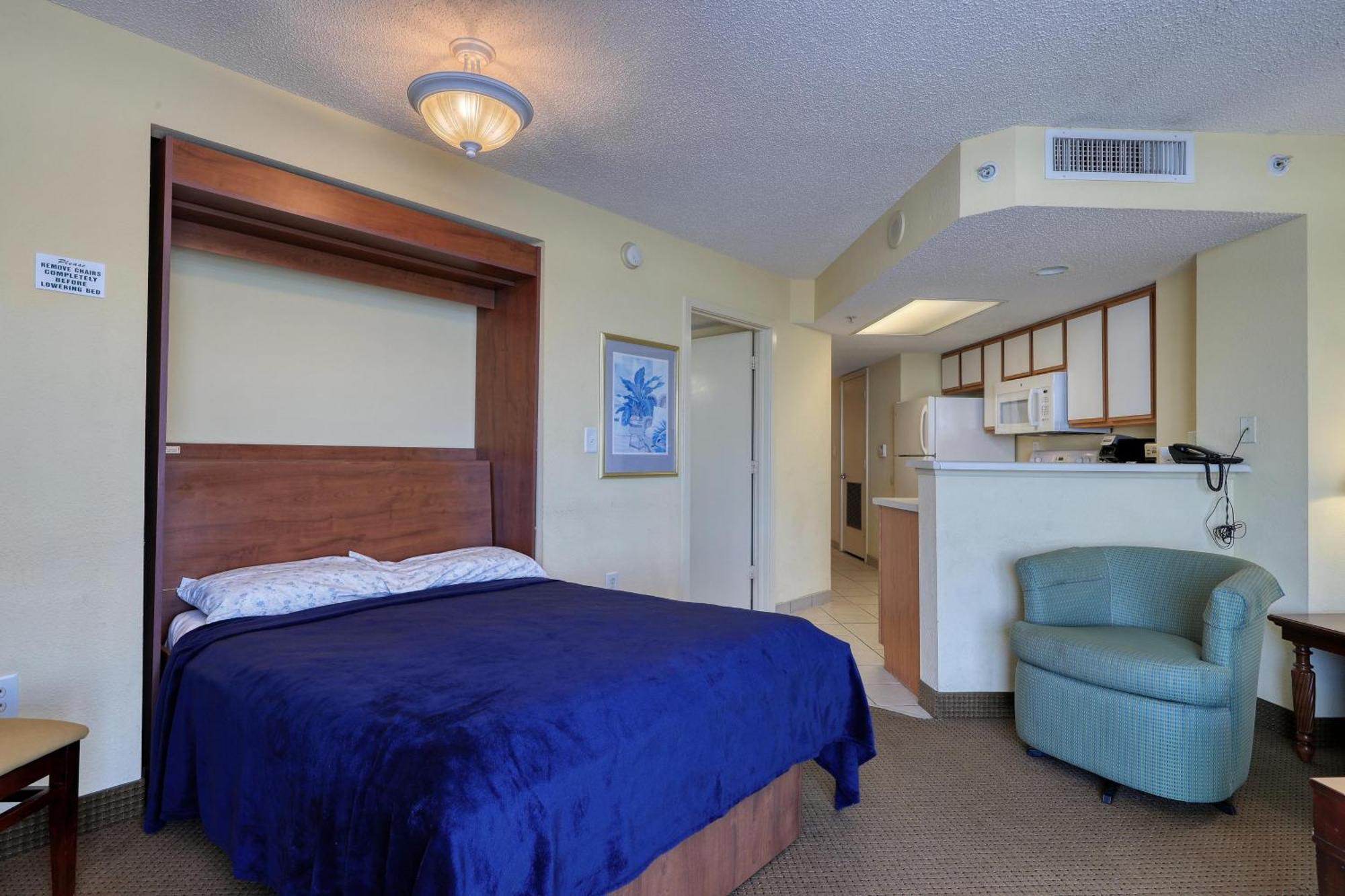 1604 N Ocean Blvd, 0703 - Ocean Front Sleeps 6 Holiday home Myrtle Beach