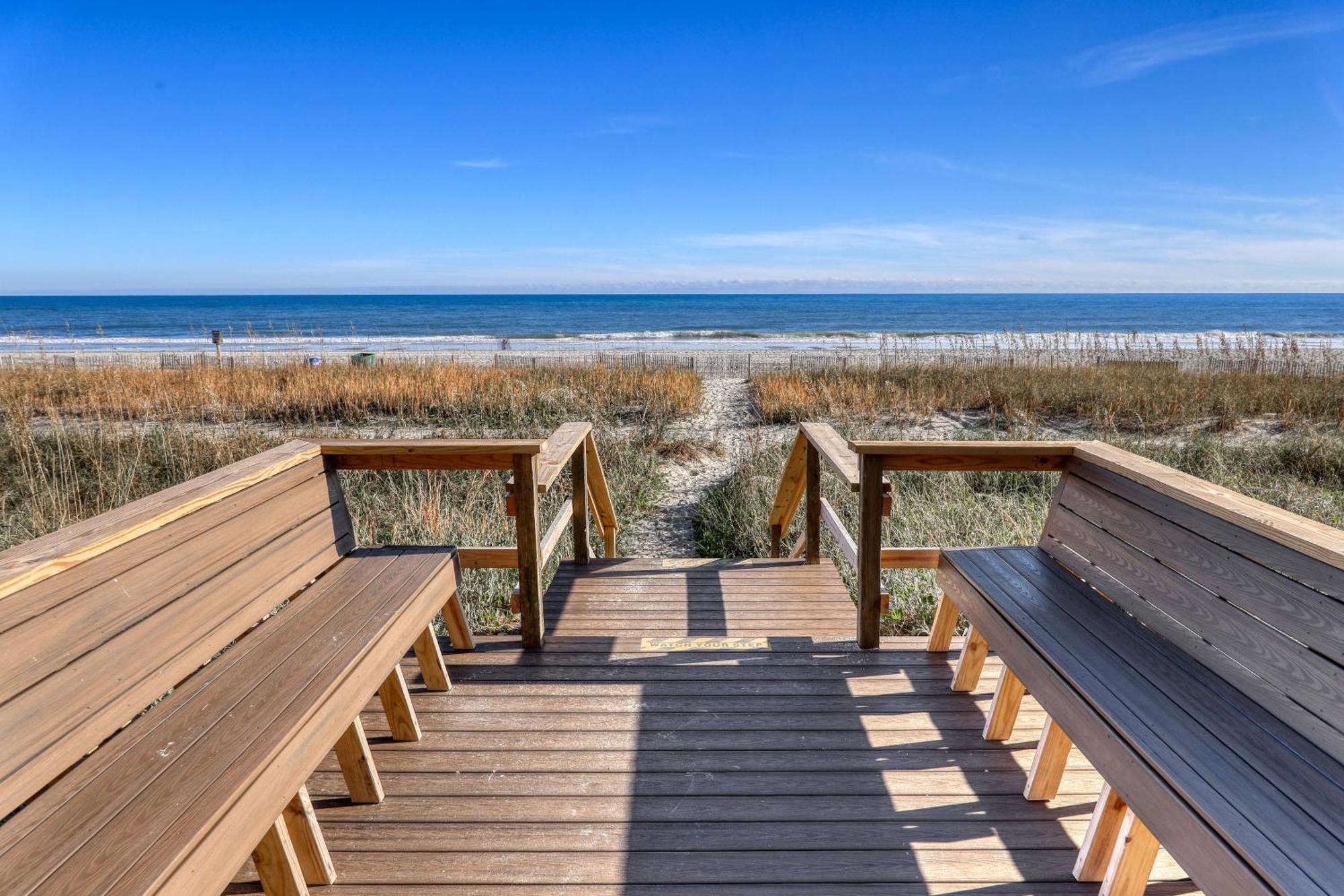 1604 N Ocean Blvd, 0703 - Ocean Front Sleeps 6 Holiday home