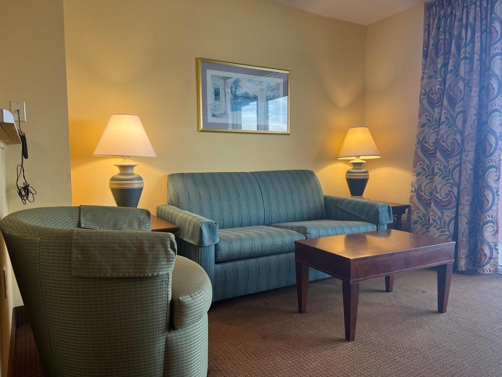 1604 N Ocean Blvd, 0703 - Ocean Front Sleeps 6 Myrtle Beach