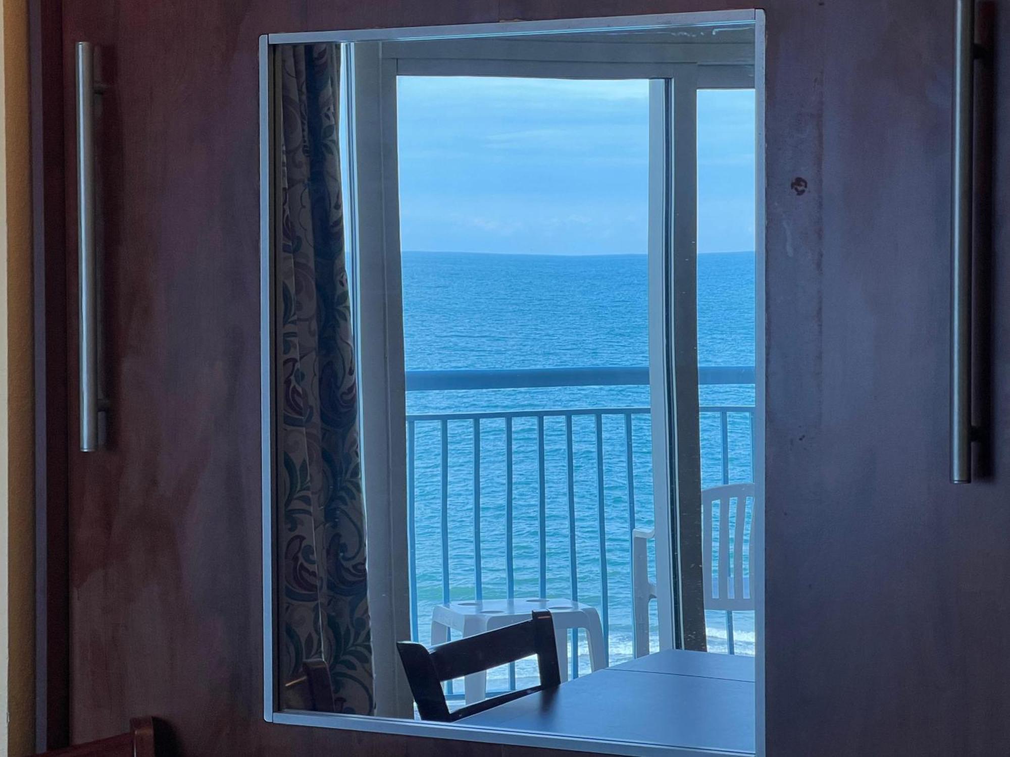 1604 N Ocean Blvd, 0703 - Ocean Front Sleeps 6 Holiday home