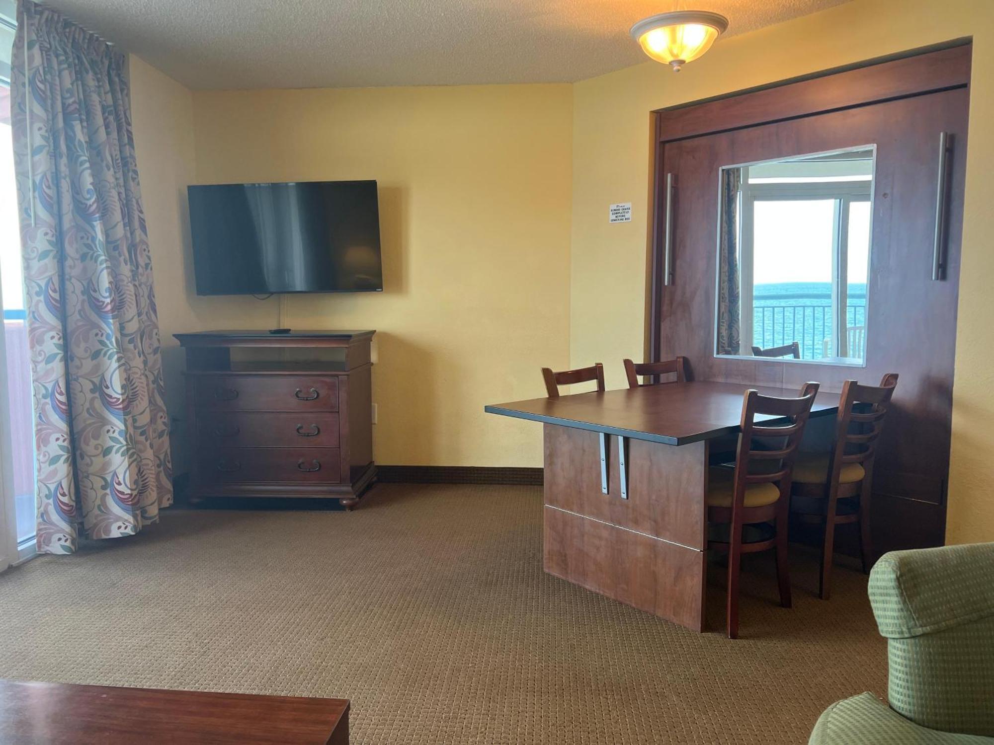 Holiday home 1604 N Ocean Blvd, 0703 - Ocean Front Sleeps 6 Myrtle Beach