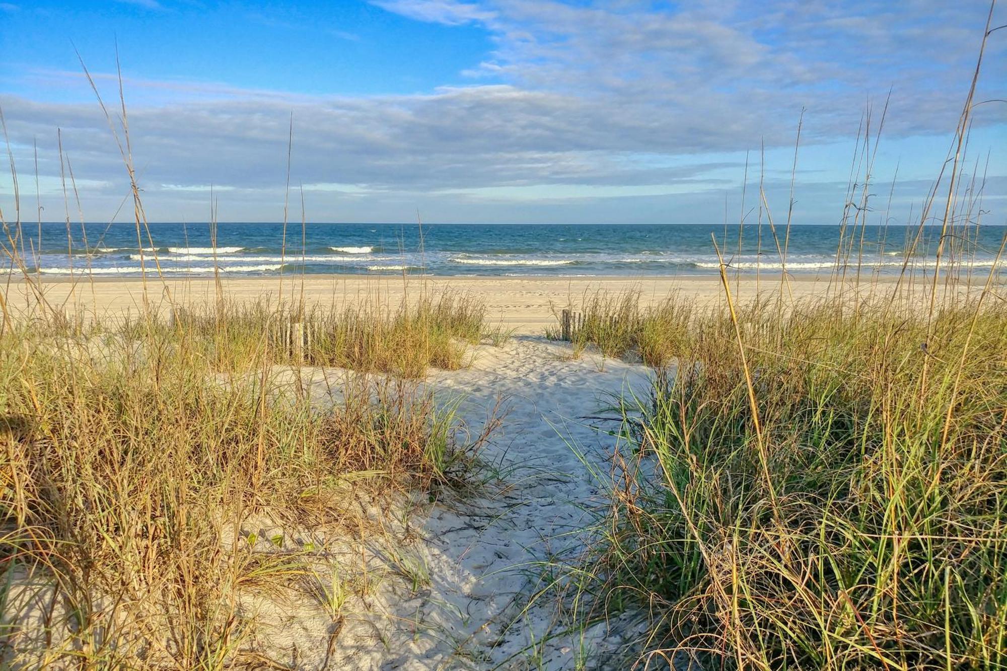Holiday home 2501 S Ocean Blvd, 1109 - Ocean Front Sleeps 6