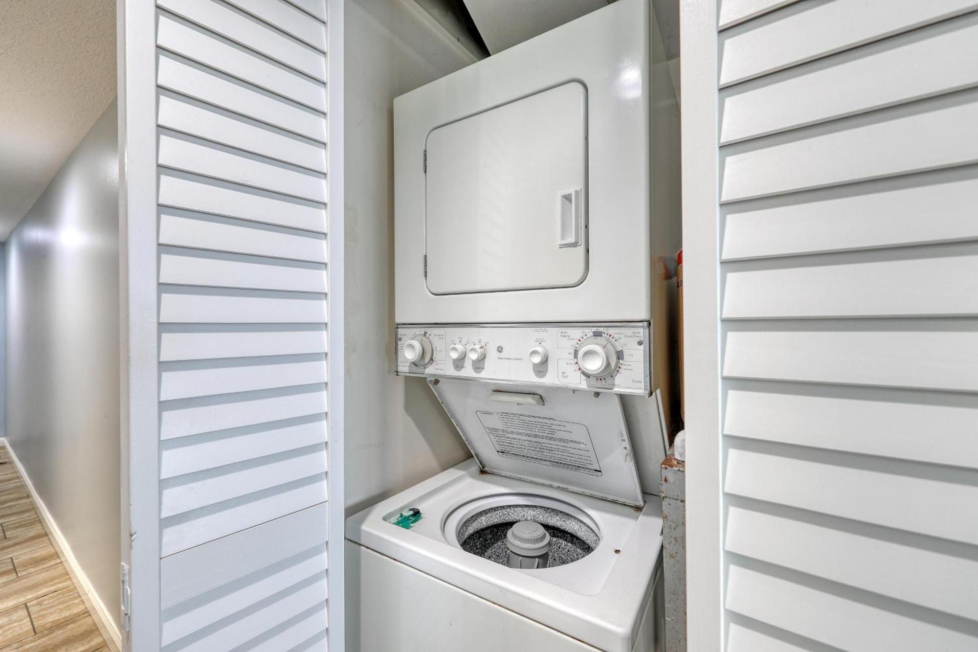 Holiday home 1700 N Ocean Blvd, 0152 - Ocean Front Sleeps 6 Myrtle Beach