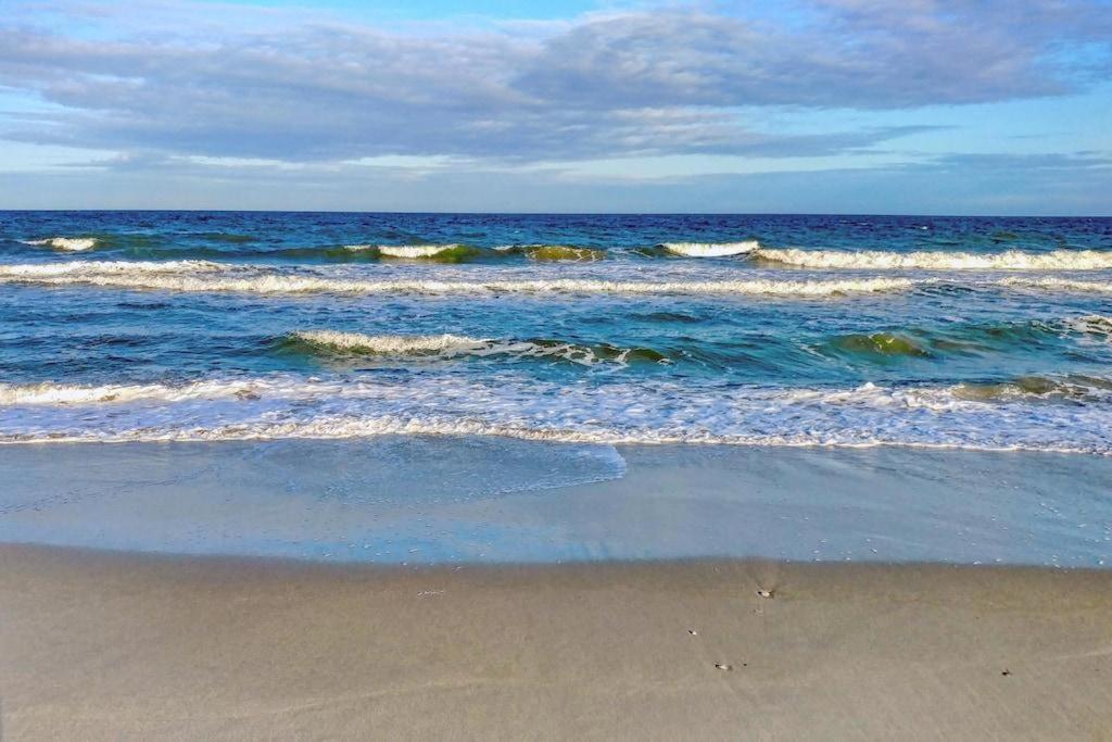 2501 S Ocean Blvd, 1107 - Ocean Front Sleeps 6