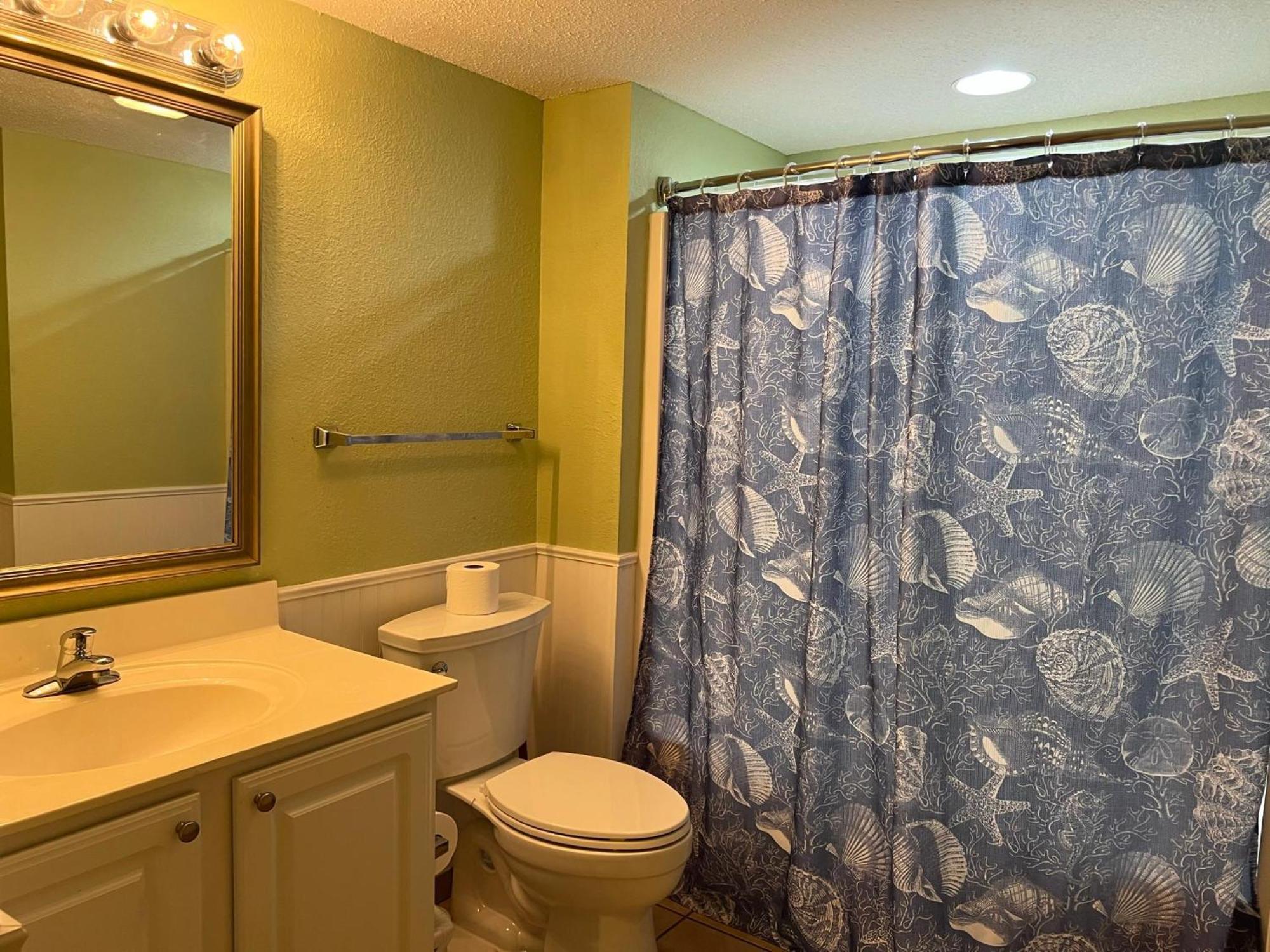 Holiday home 2007 S Ocean Blvd, 0406 - Ocean Front Sleeps 10 *