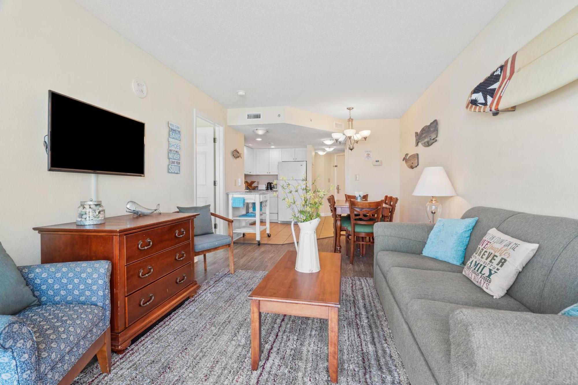 2501 S Ocean Blvd, 0211 - Ocean Front Sleeps 8