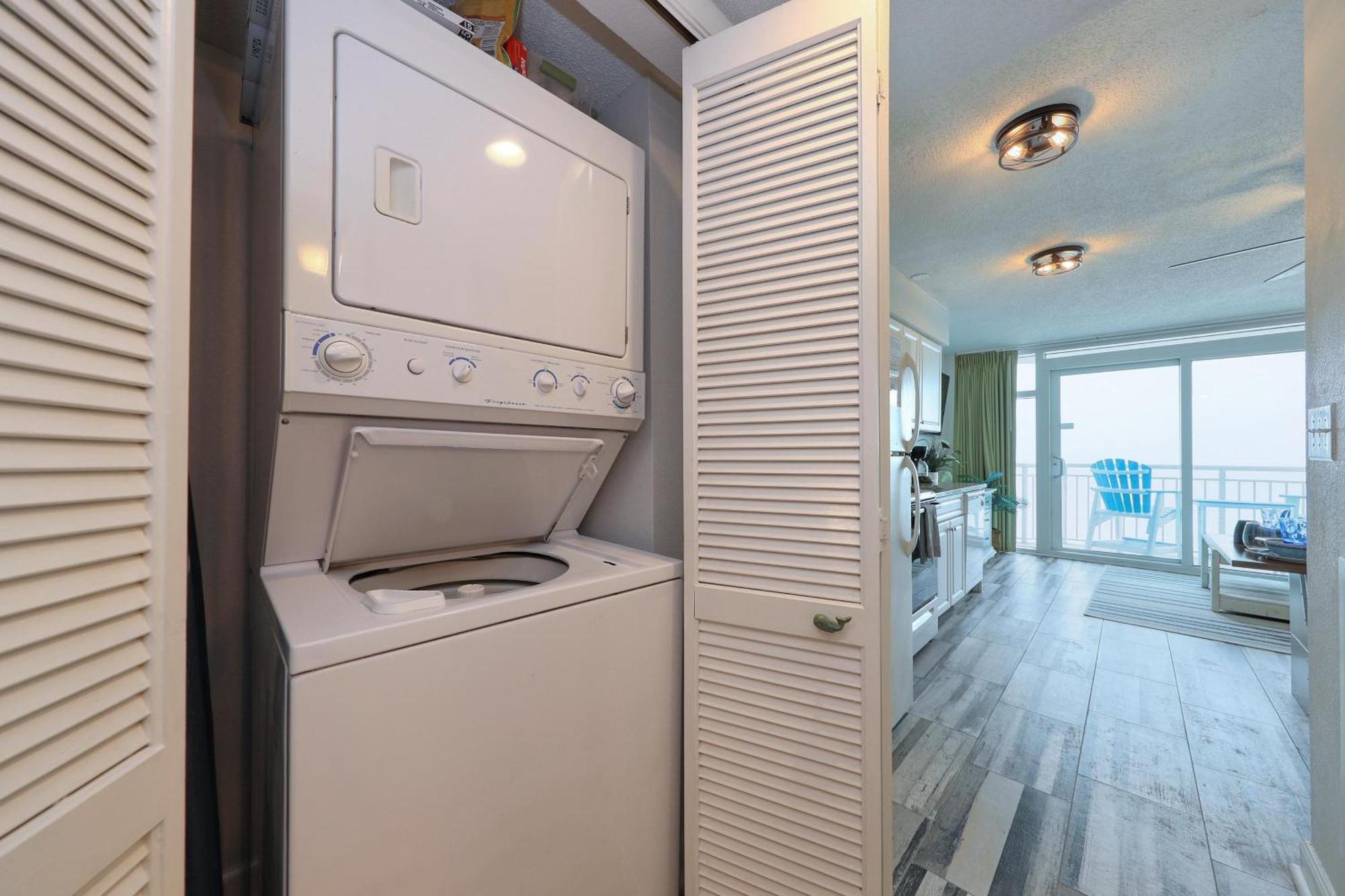 2501 S Ocean Blvd, 1003 - Ocean Front Sleeps 6 Holiday home Myrtle Beach