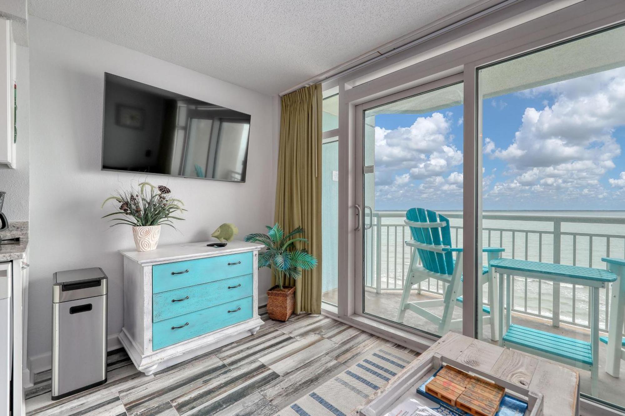 2501 S Ocean Blvd, 1003 - Ocean Front Sleeps 6 Holiday home *