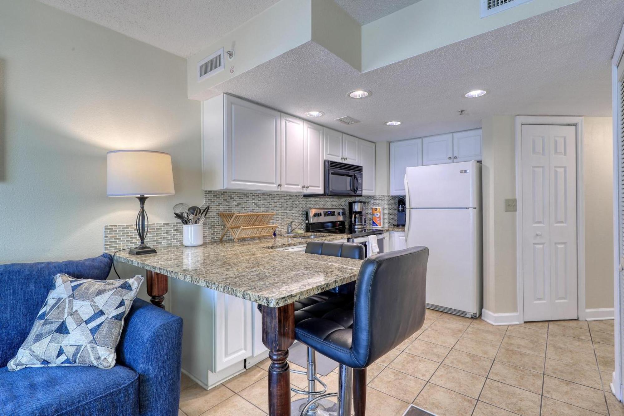 2501 S Ocean Blvd, 1121 - Ocean View Sleeps 6 *