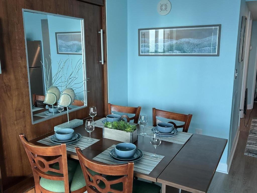Holiday home 2501 S Ocean Blvd, 0507 - Ocean Front Sleeps 6 *