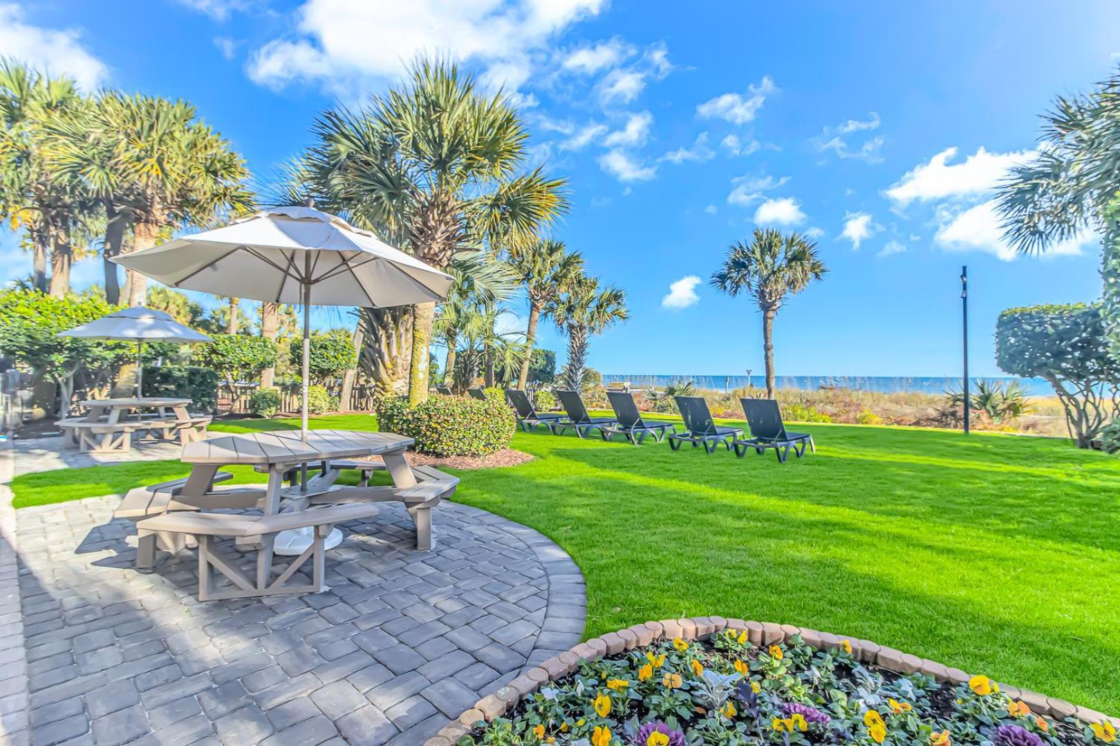 Stunning Oceanfront 2 Bedroom Suite- Sailfish 1111