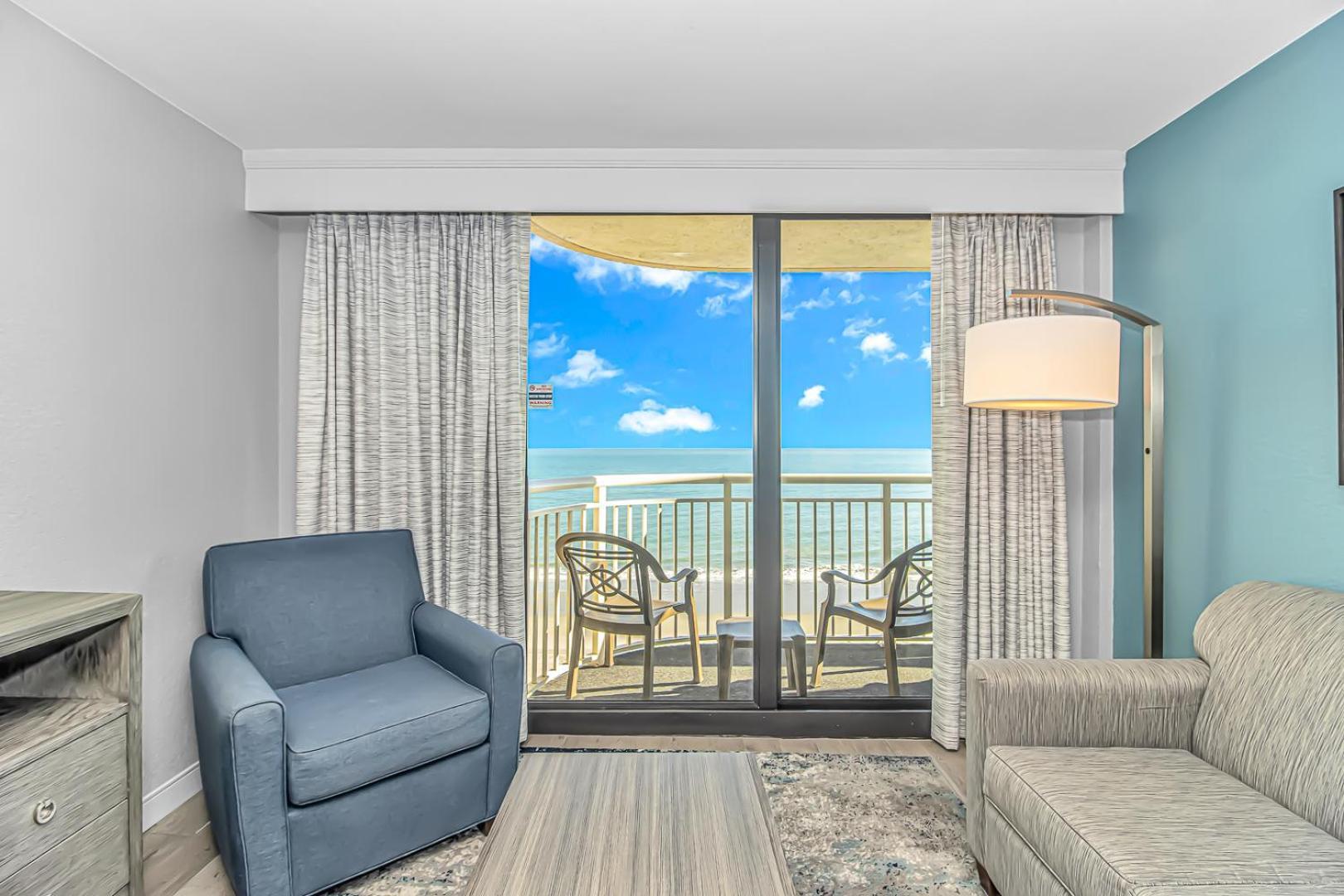 Stunning Oceanfront 2 Bedroom Suite- Sailfish 1111 Holiday home