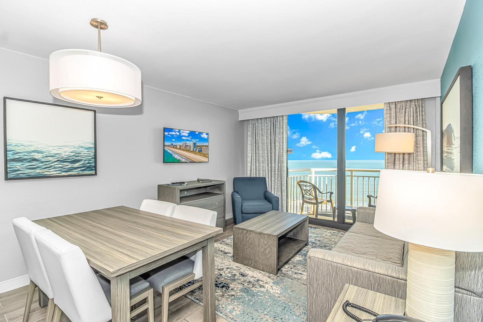 Stunning Oceanfront 2 Bedroom Suite- Sailfish 1111