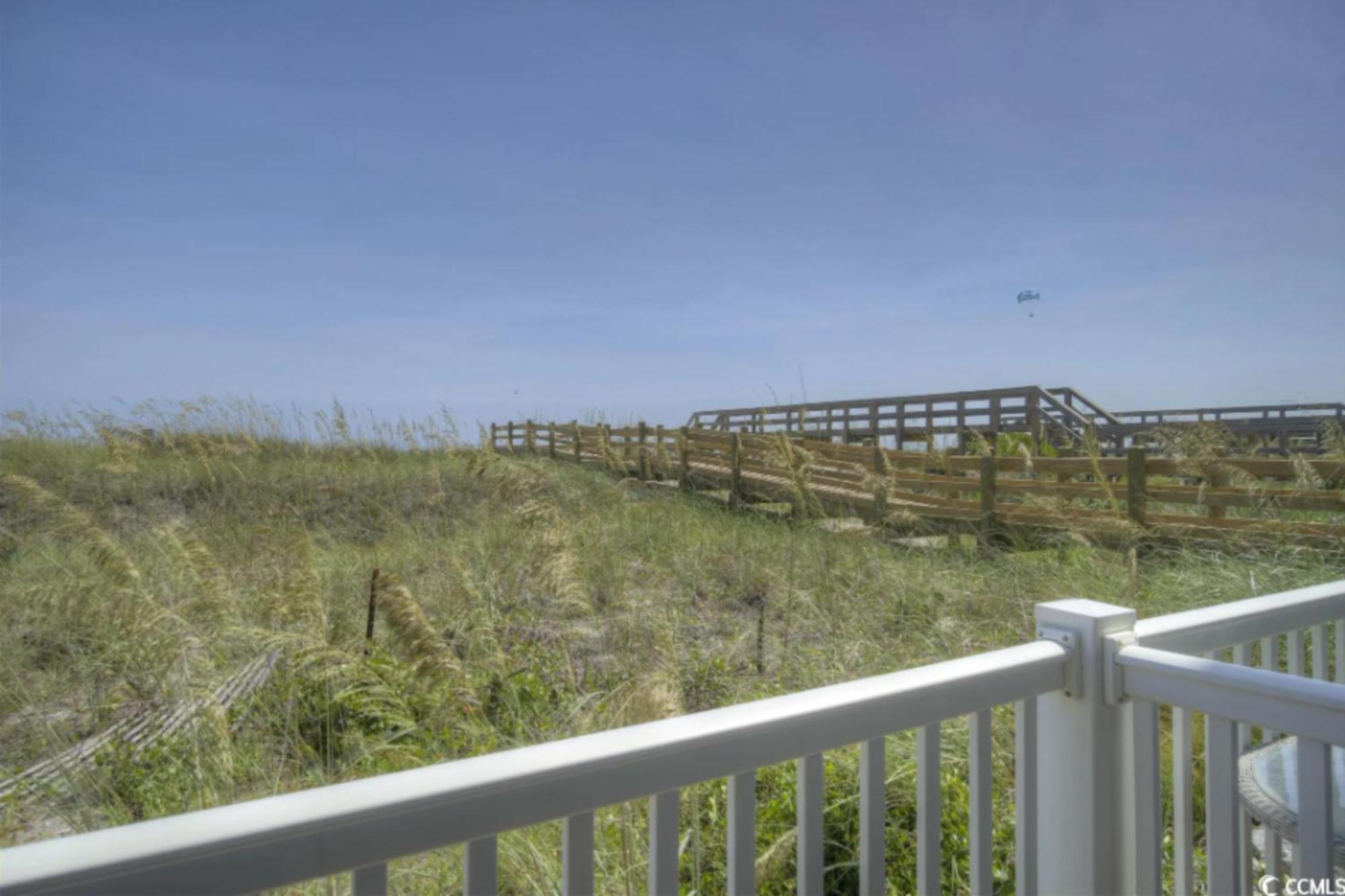 Seaside Elegance Your Coastal Getaway Apartment