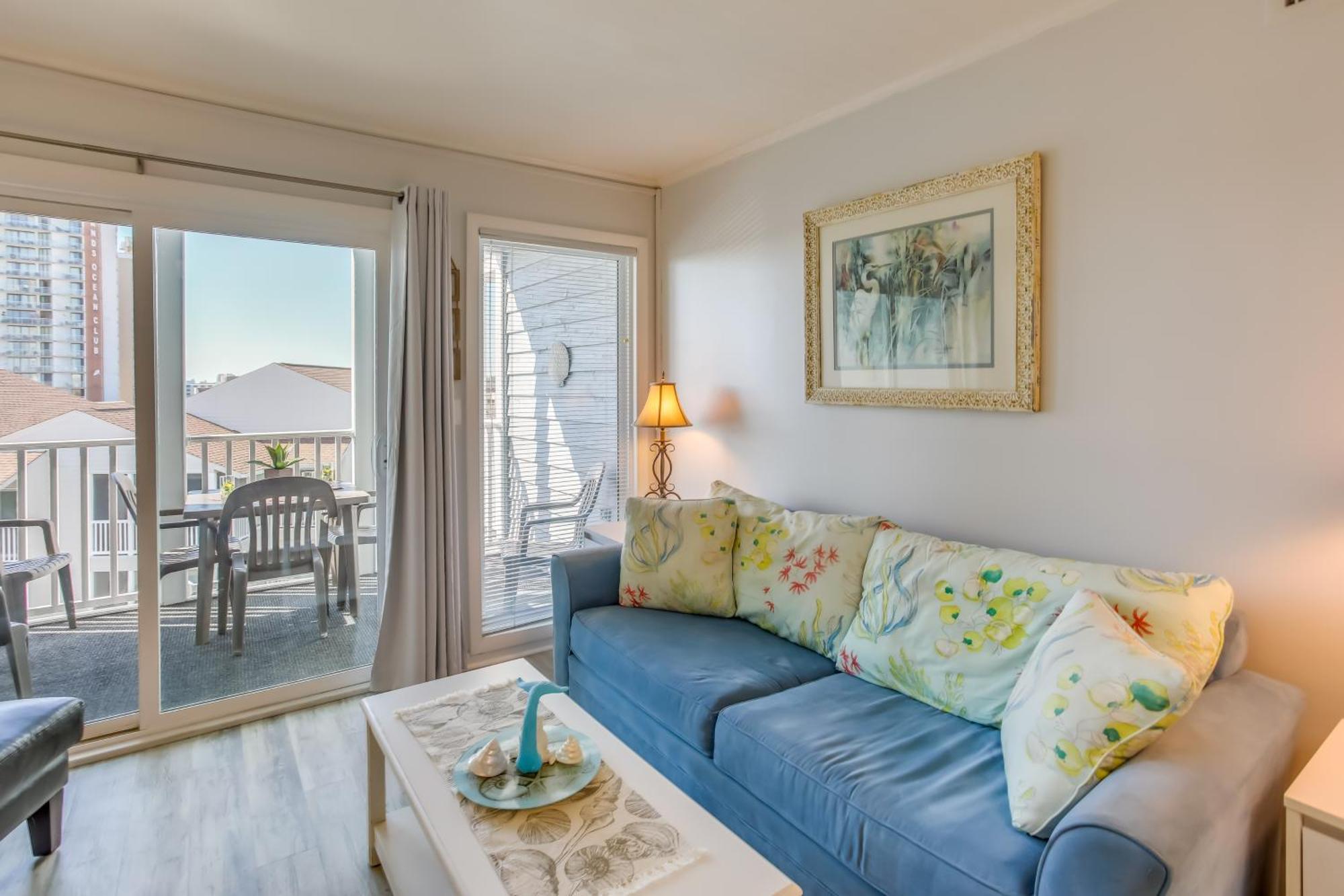 Apartment Myrtle - Steps To Ocean And Apache Pier!