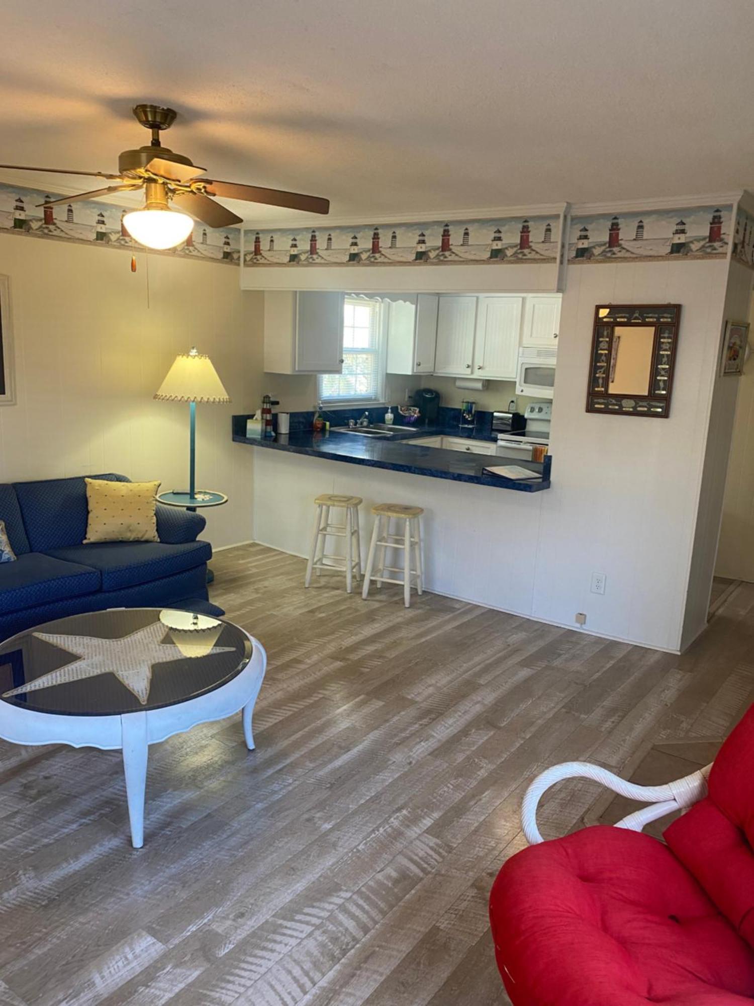 Breeze 1, Short Walk To Atlantic Ocean, Pet Friendly, Very Quiet & Family Friendly