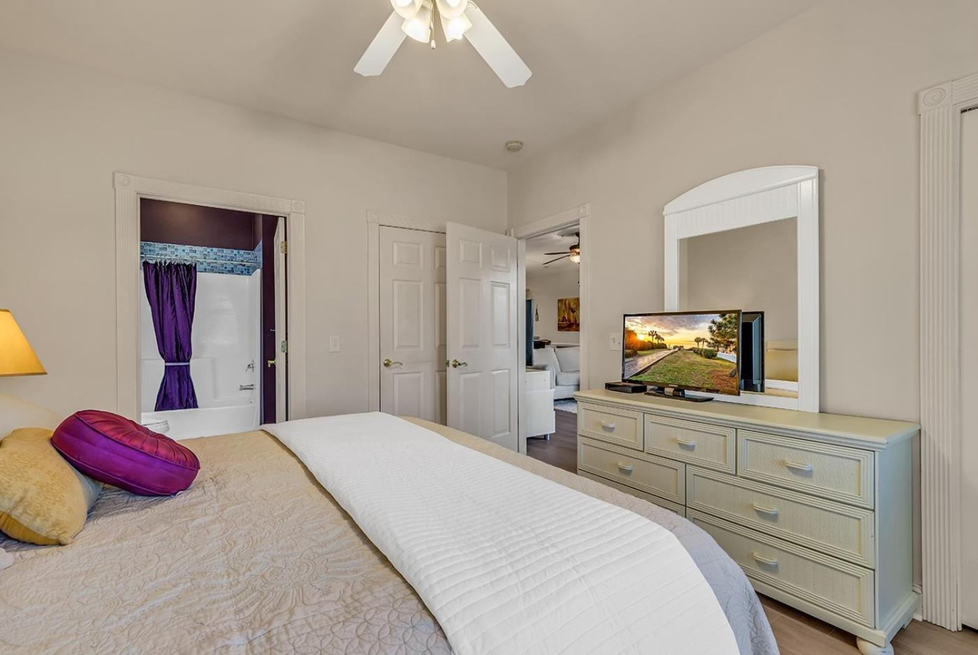 Apartment 4809 Luster Leaf Circle Magnolia Pointe 202 *