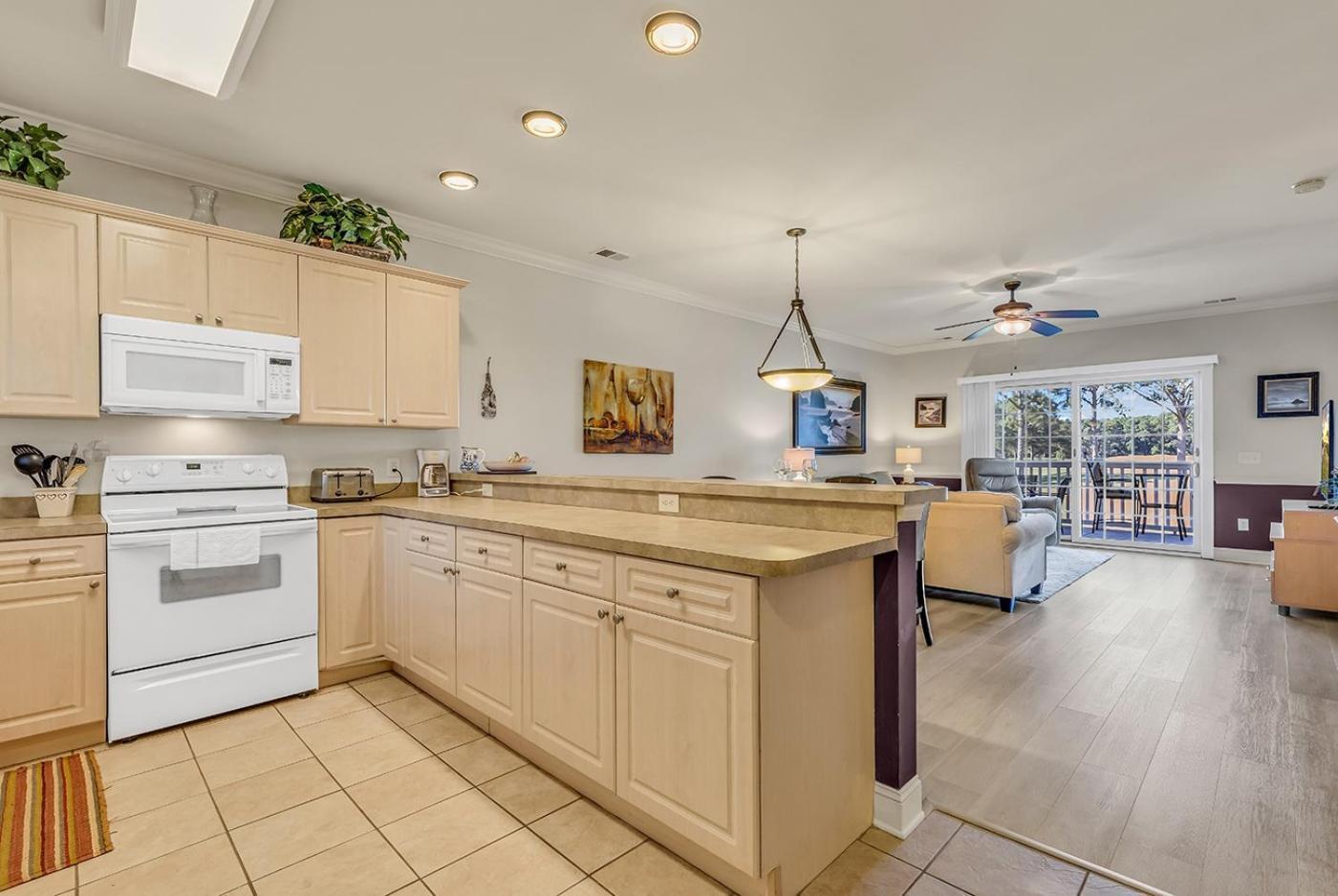 4809 Luster Leaf Circle Magnolia Pointe 202 Apartment