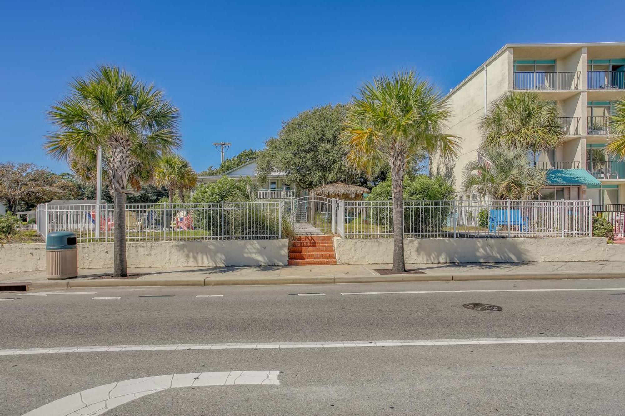 Apartment Coastal With Ocean View Walk To Pier