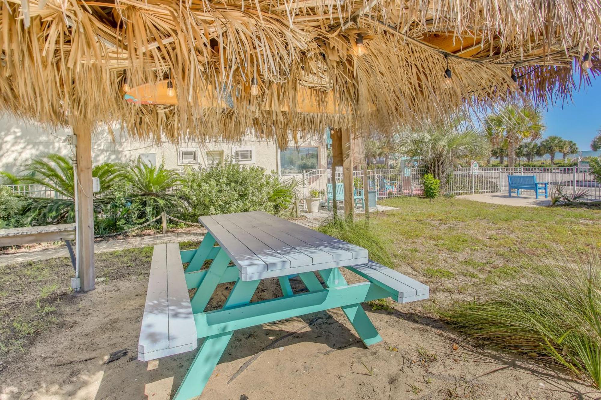 Apartment Coastal With Ocean View Walk To Pier Myrtle Beach