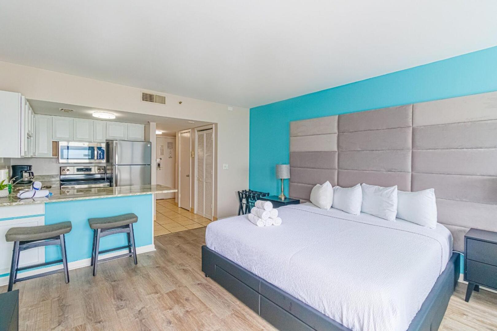 Direct Oceanfront With Gorgeous Views! Palace 1501 - Sleeps 4 Guests Holiday home