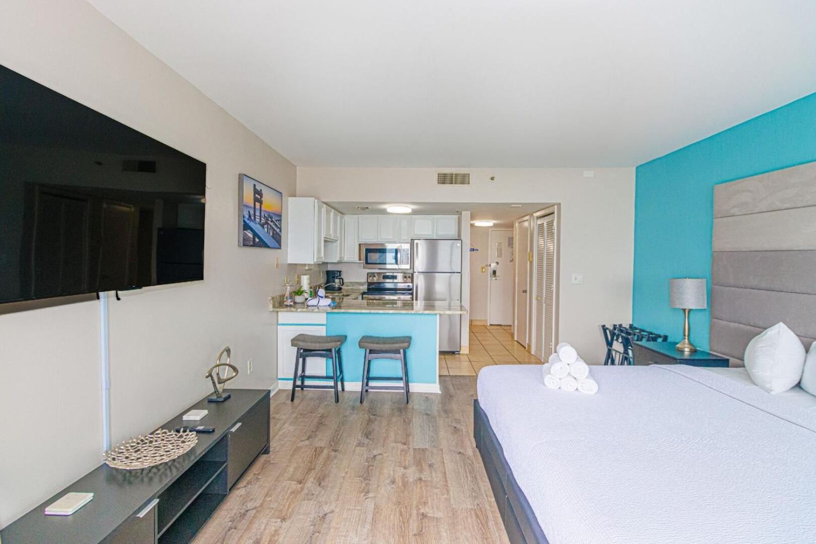 Direct Oceanfront With Gorgeous Views! Palace 1501 - Sleeps 4 Guests