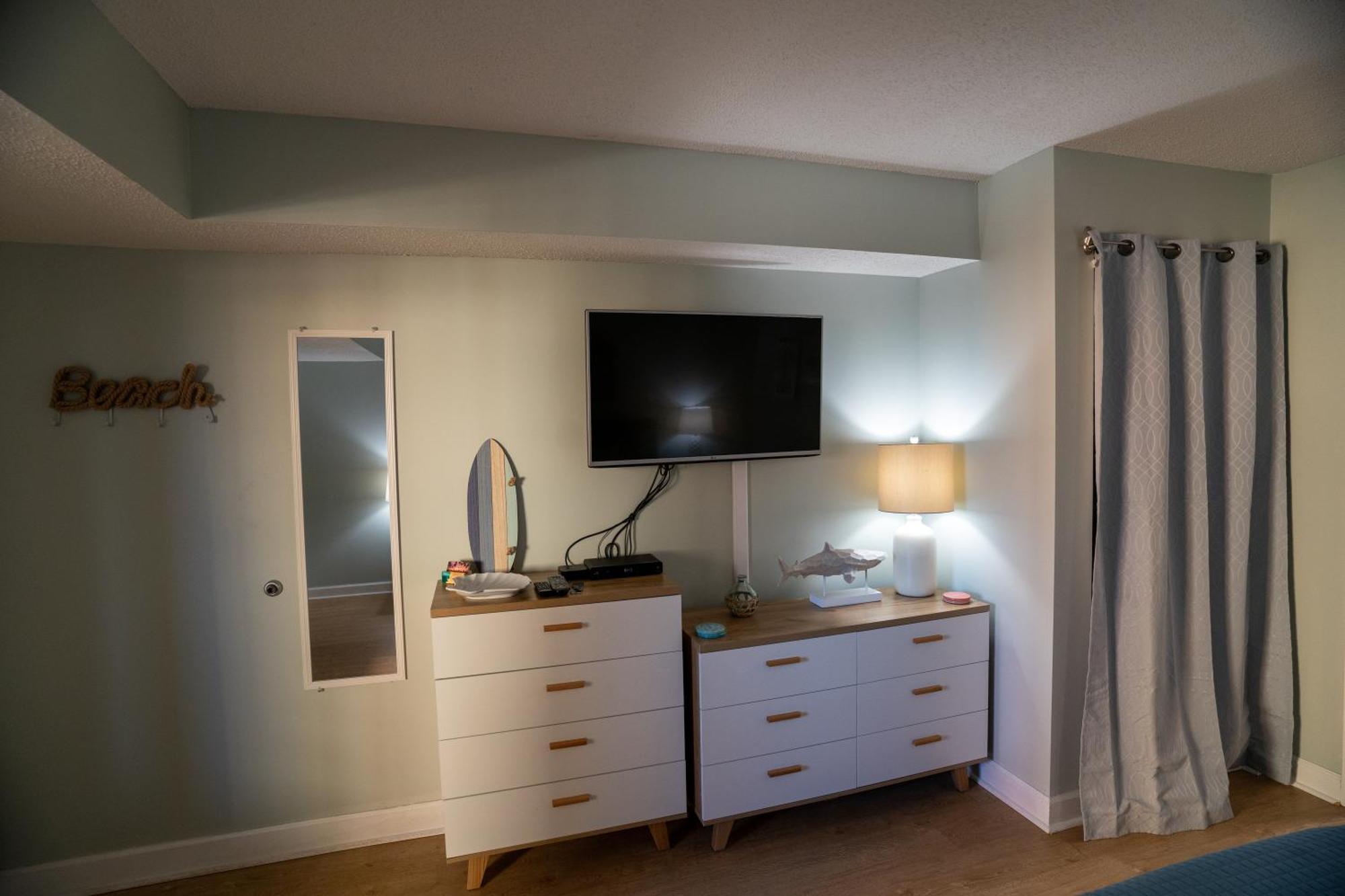 Oceanview With Pool, Hot Tub, Balcony, Right On The Apartment *