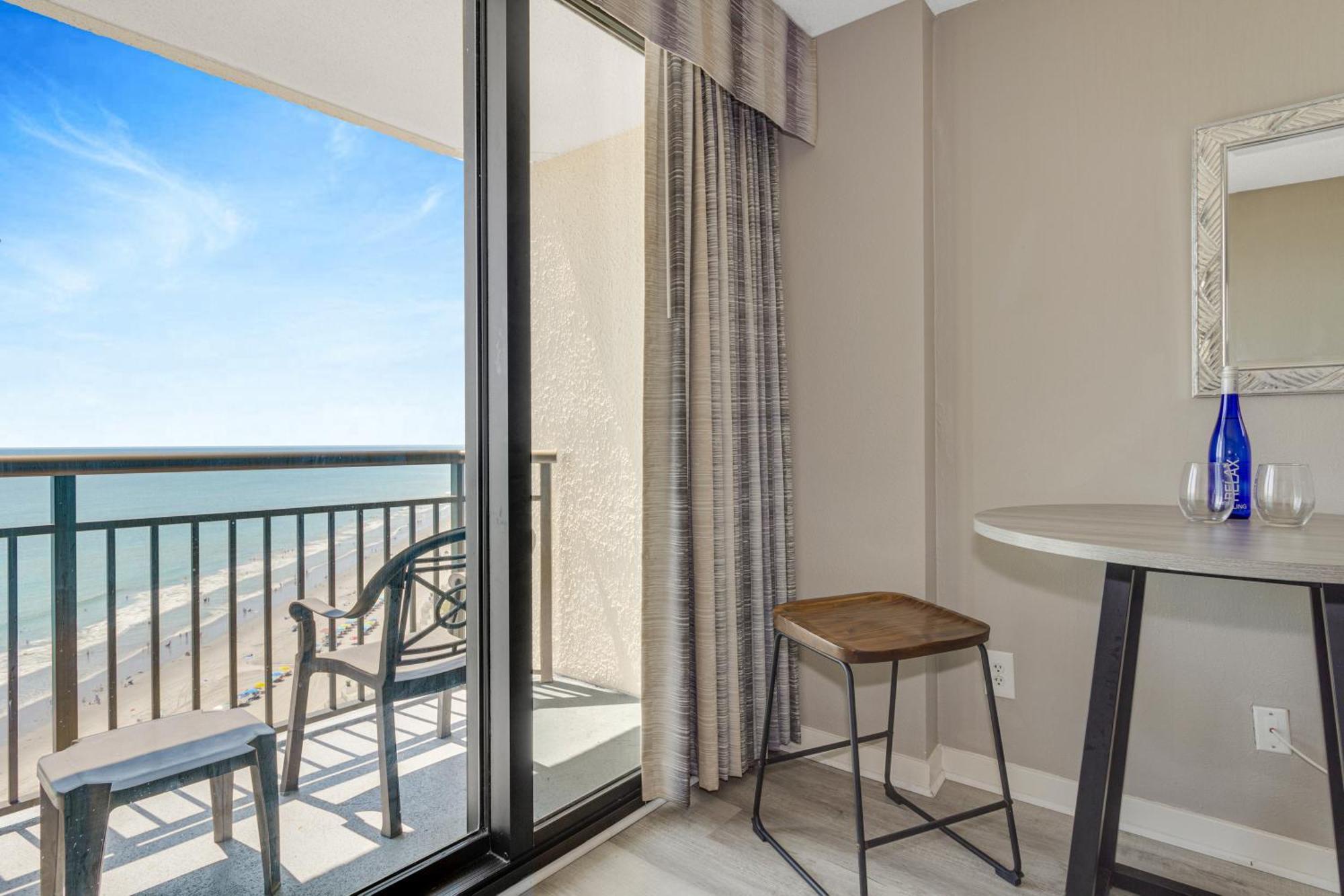 Oceanview Escape With Steps Away! 1828 Apartment
