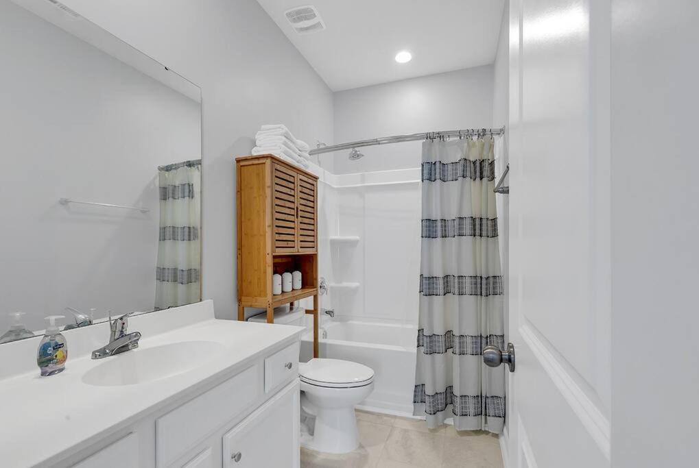 Fall 4br Getaway: Premier Golf, Shopping, Beach! Myrtle Beach