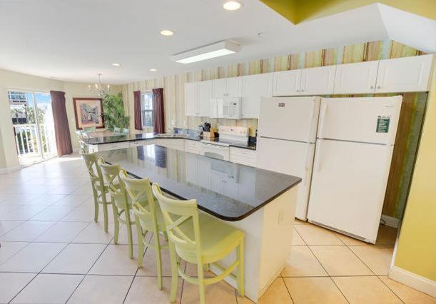 Oceanview 8Br/7Ba Condo With Oceanfront Pool Villa
