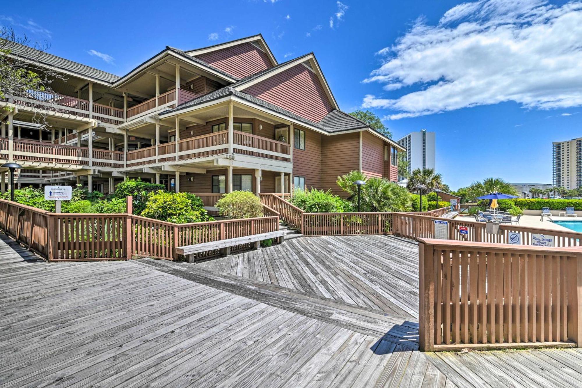 Myrtle Getaway With Private Deck And Pool Access Myrtle Beach