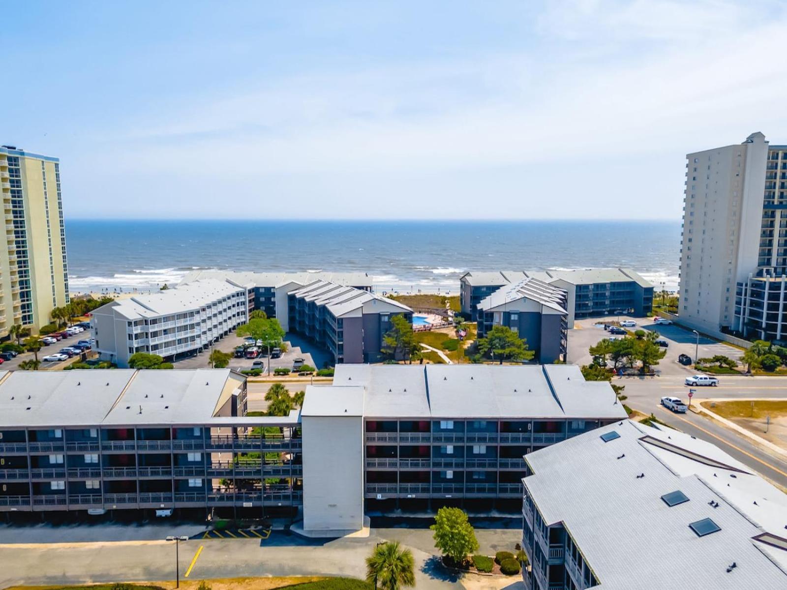 Sweet Caroline Remodeled With Partial Ocean View And Oceanfront Pool * Myrtle Beach