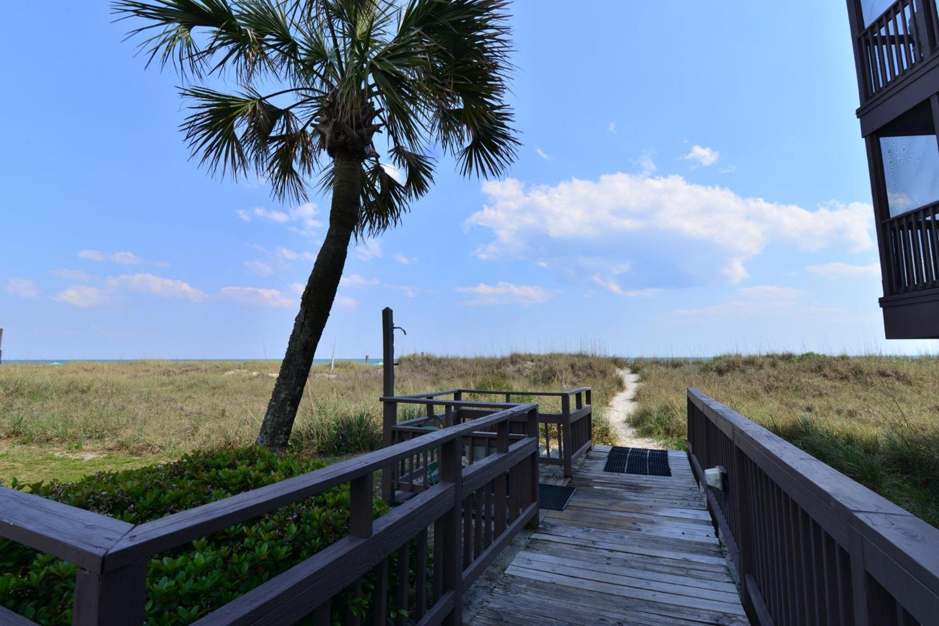 Sweet Caroline Remodeled With Partial Ocean View And Oceanfront Pool *