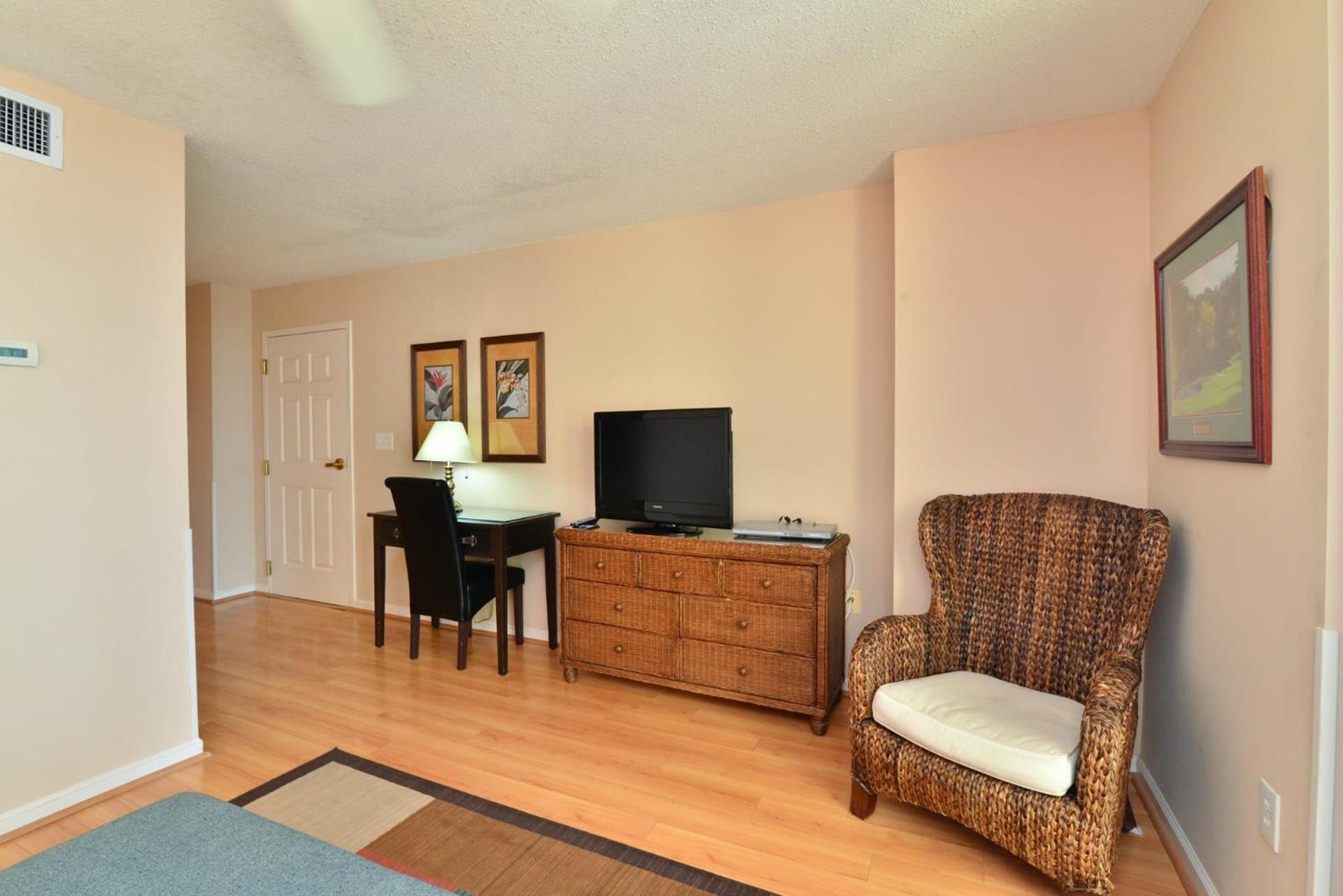 Ocean View Paradise Location & With Pool