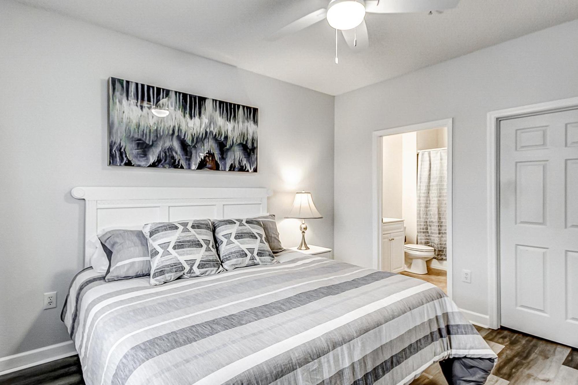 Apartment The Perfect Getaway At Wickham Dr *