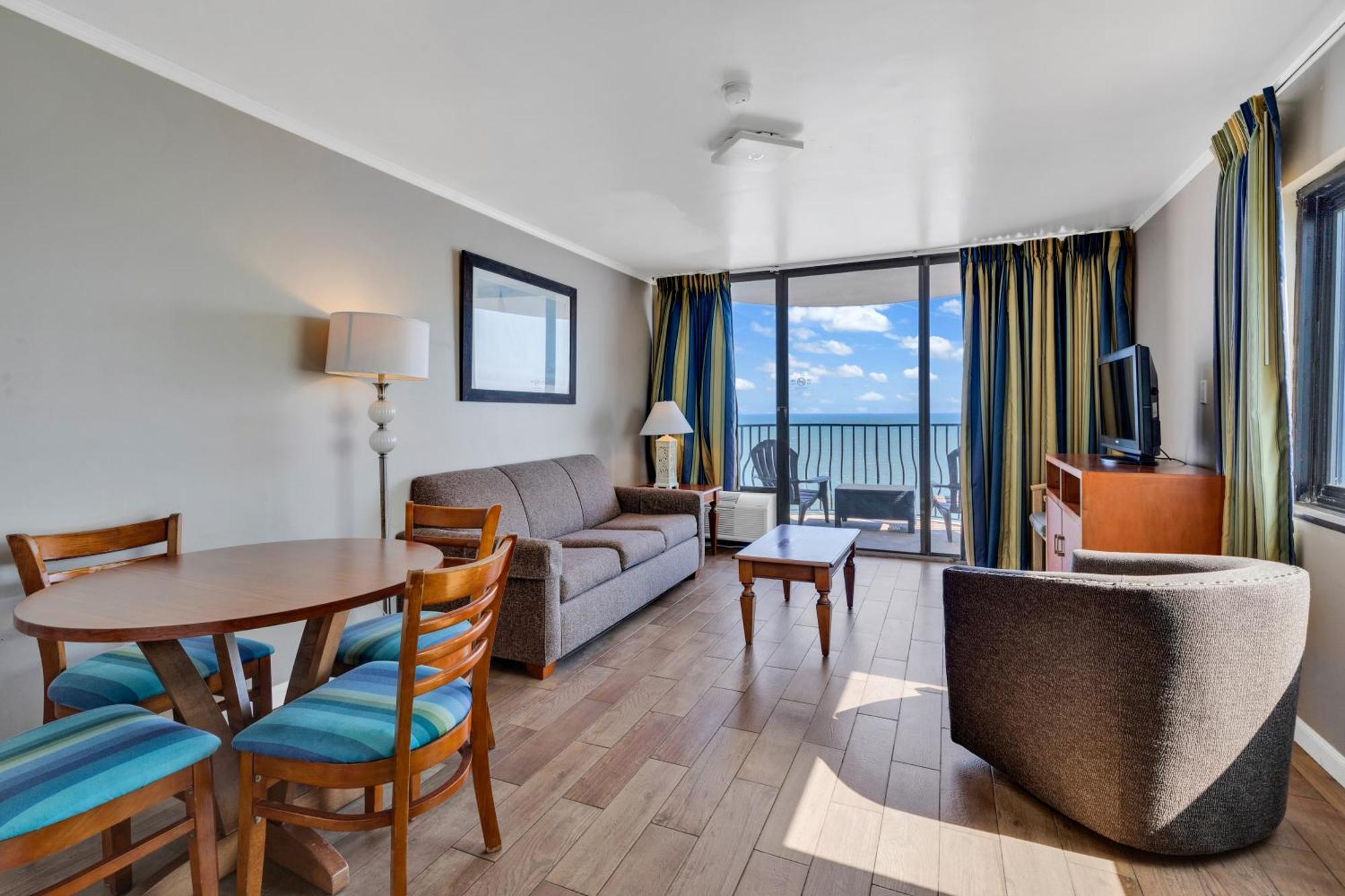 Beachfront Luxury W Private Balcony Myrtle Beach