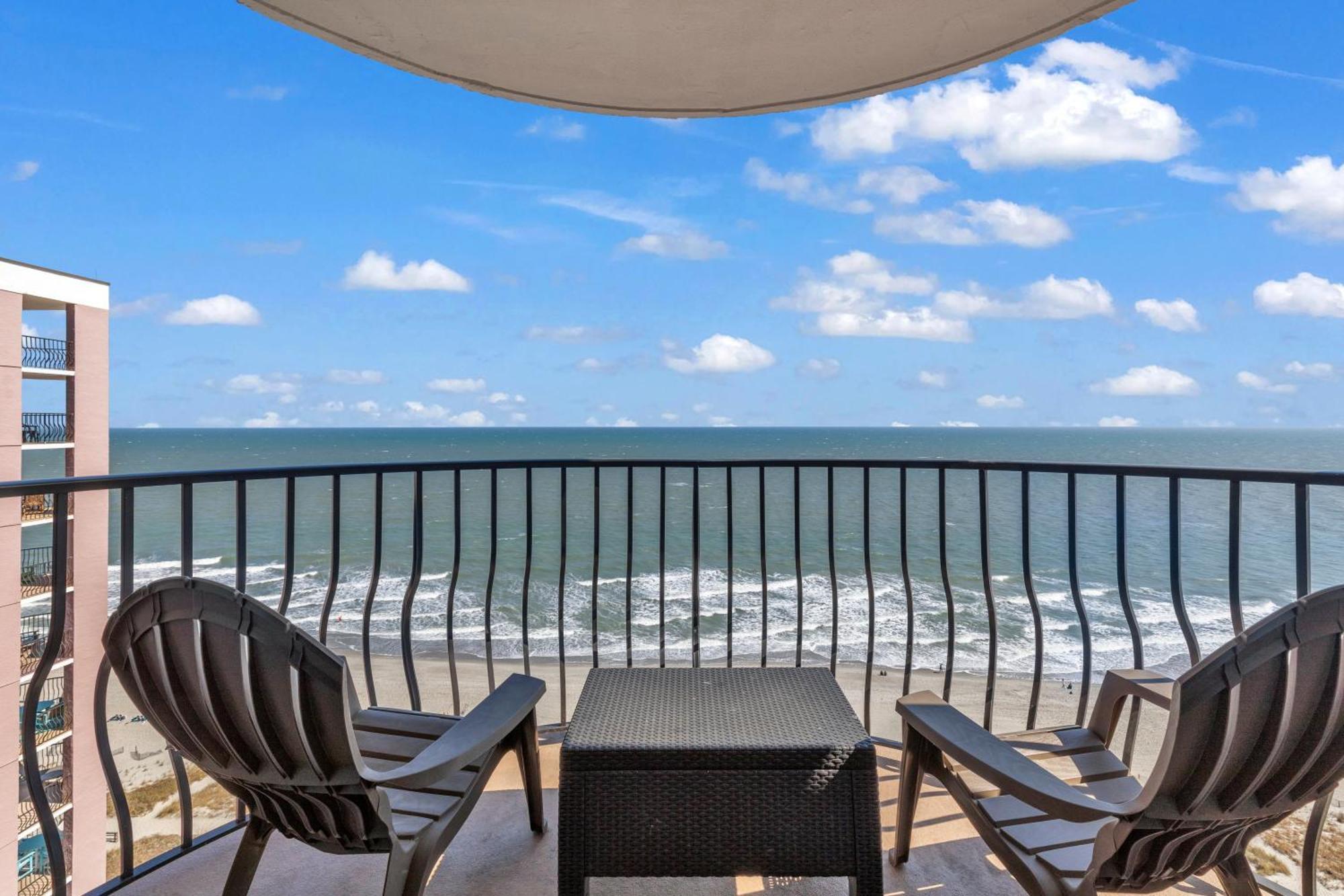 Beachfront Luxury W Private Balcony *