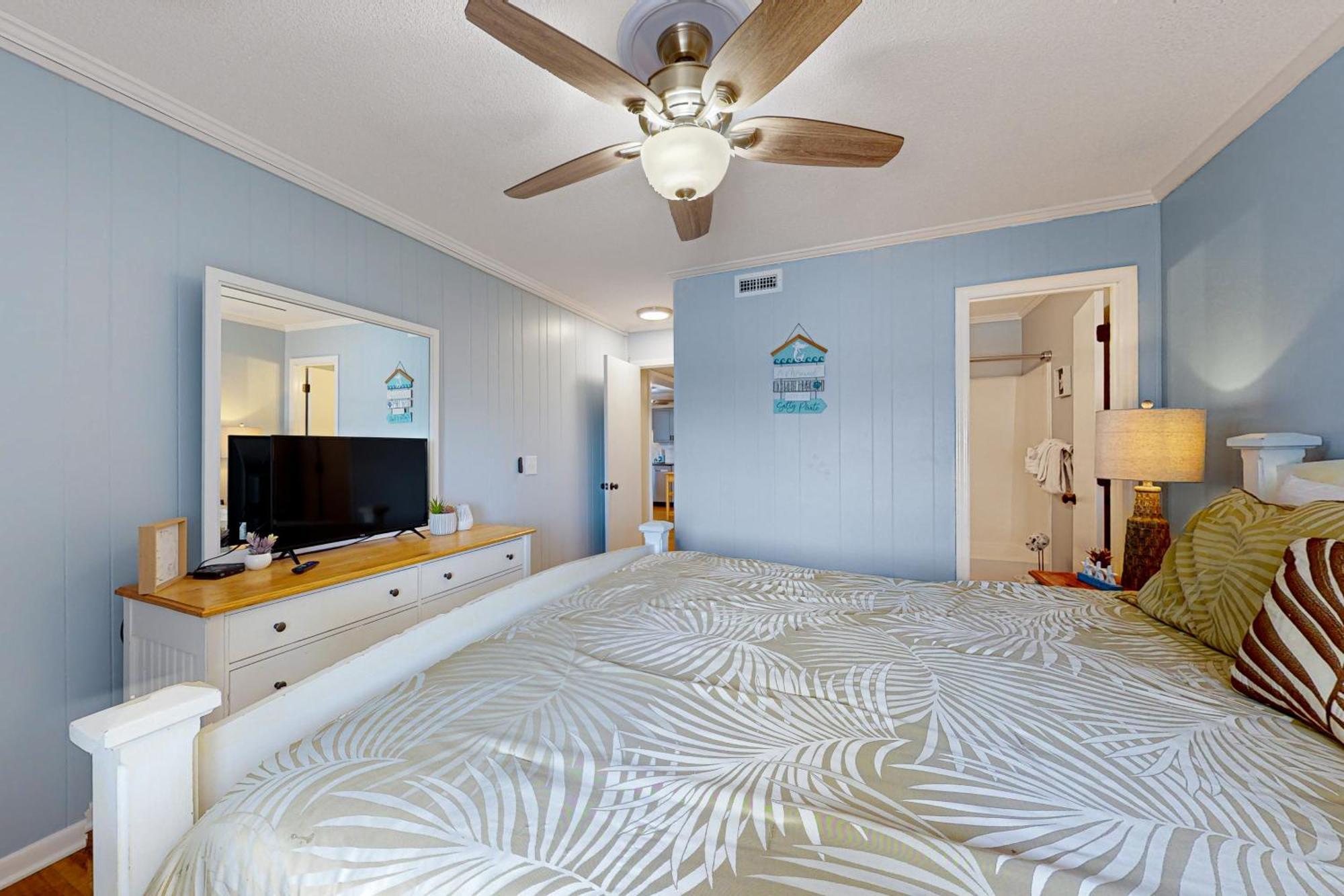 Sea Cabin 214 *