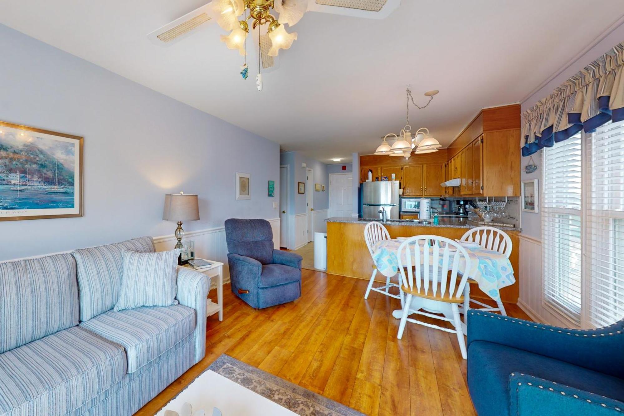 Emerald Pointe 1-c Myrtle Beach