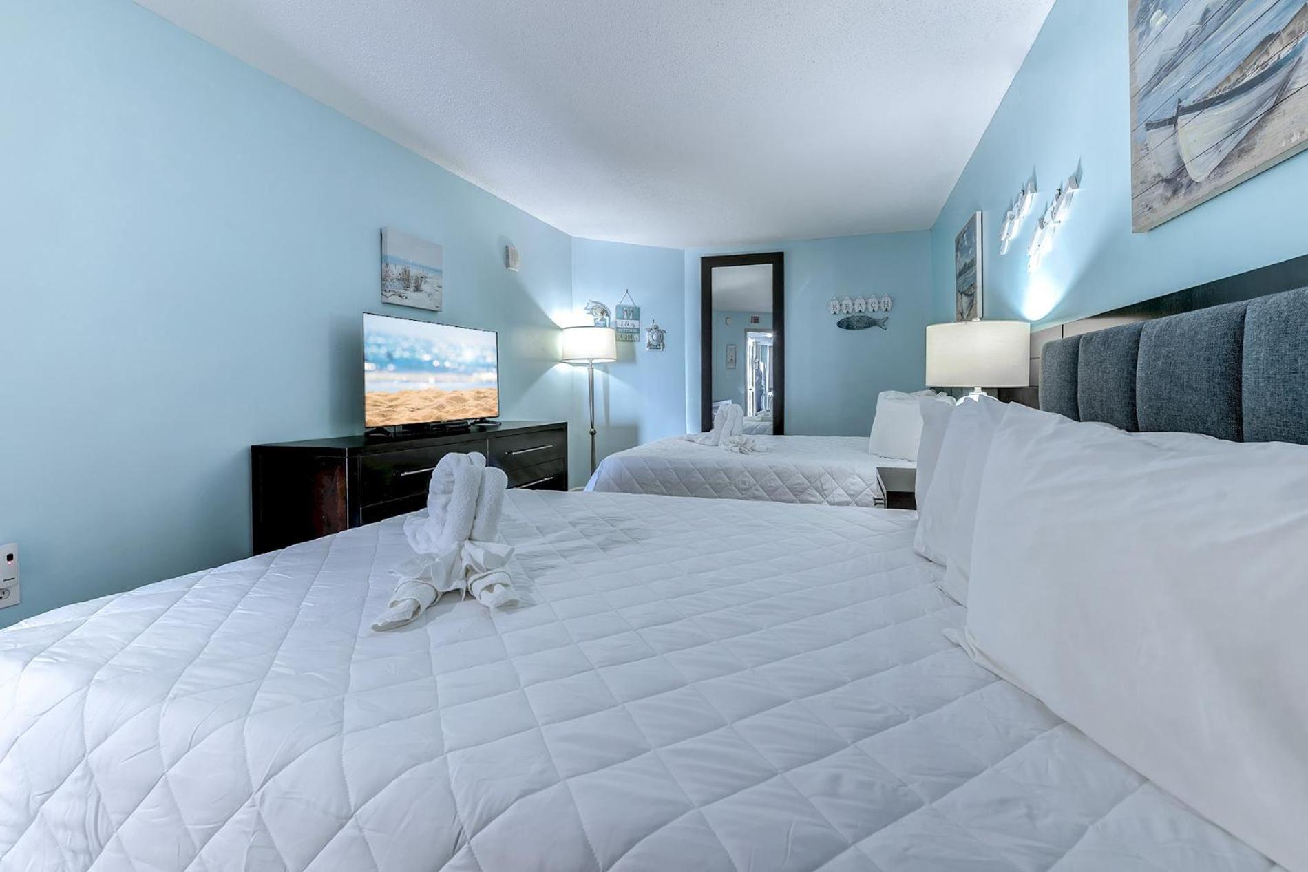 Oceans One 4th Floor 1 Bdrm 1 Ba *