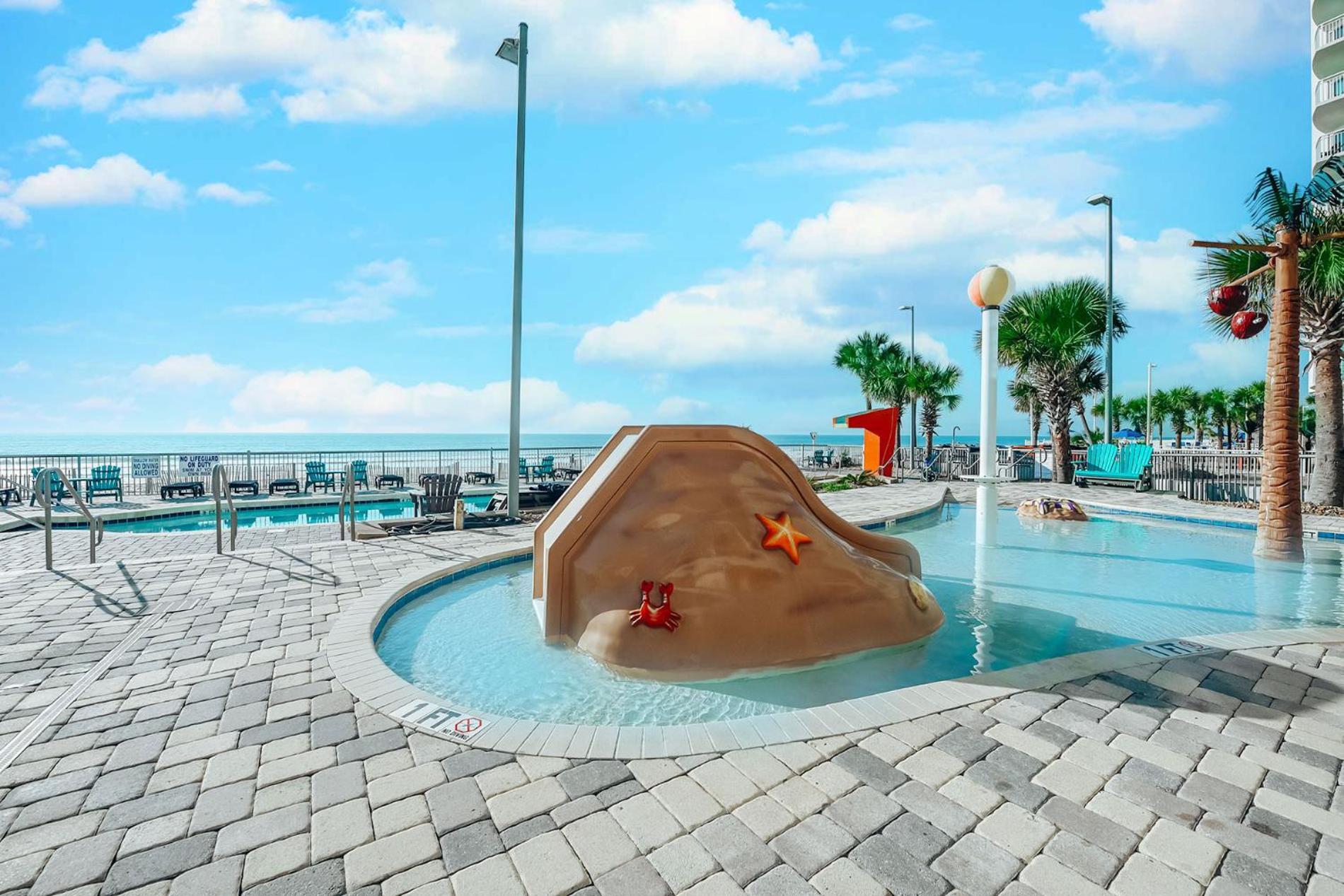 Apartment Oceans One 4th Floor 1 Bdrm 1 Ba *