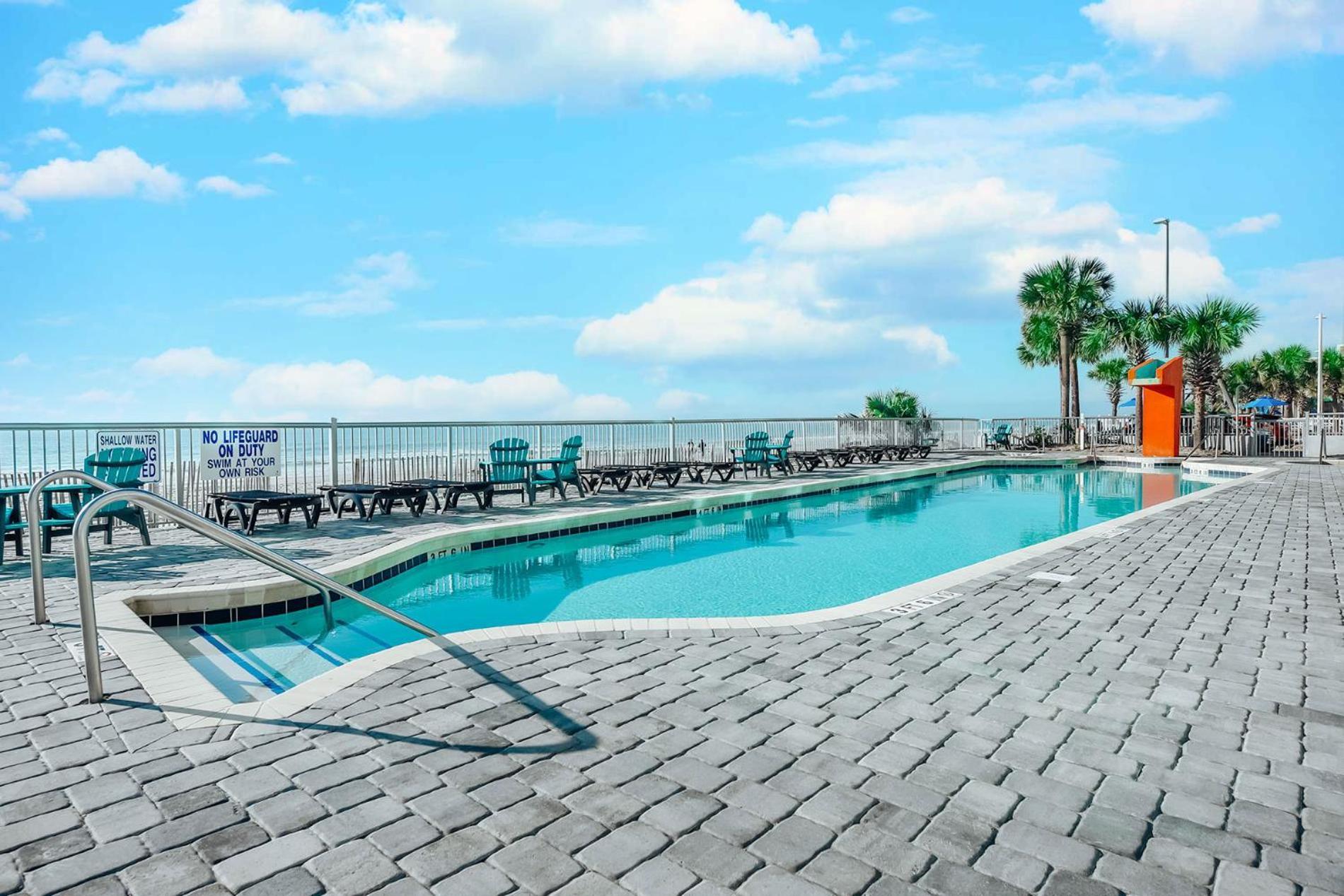 Oceans One 4th Floor 1 Bdrm 1 Ba Apartment *