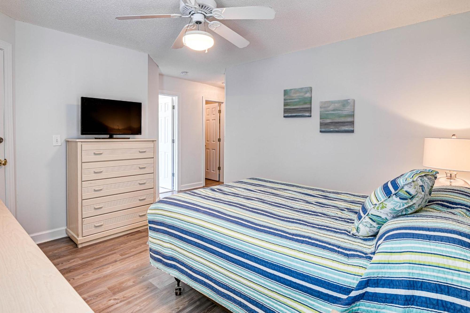 Apartment Murrells Inlet With Pool Access, Near Beach!
