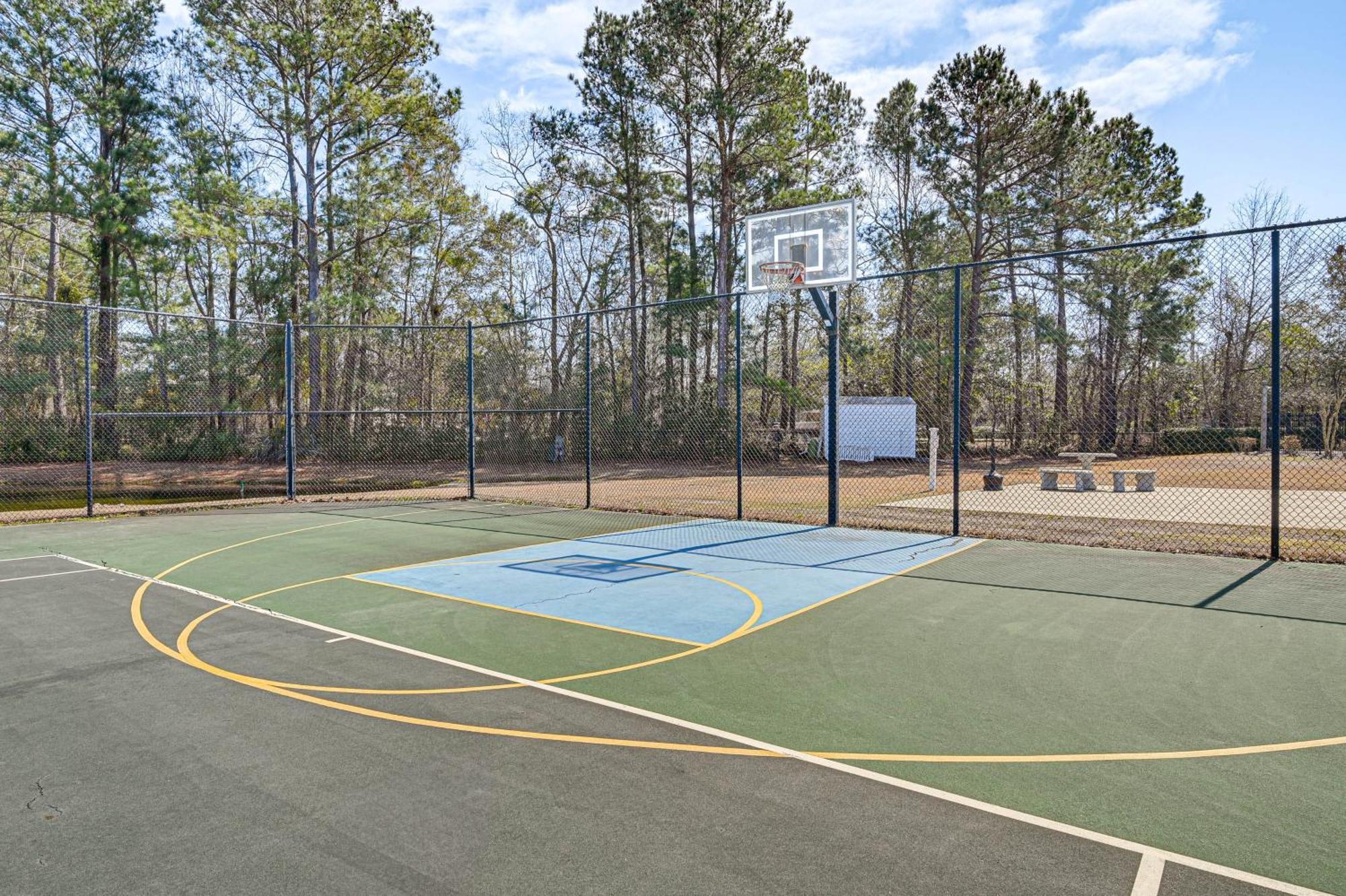 Murrells Inlet With Pool Access, Near Beach! Apartment *