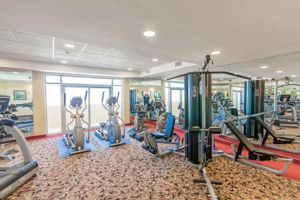 ** March Specials ** Beautiful Efficiency In Ocean Front Building