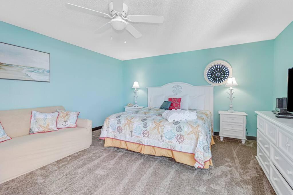 ** March Specials ** Beautiful Efficiency In Ocean Front Building Myrtle Beach