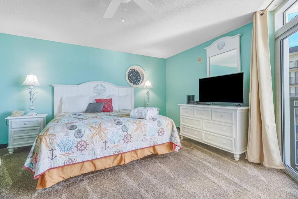 ** March Specials ** Beautiful Efficiency In Ocean Front Building Myrtle Beach