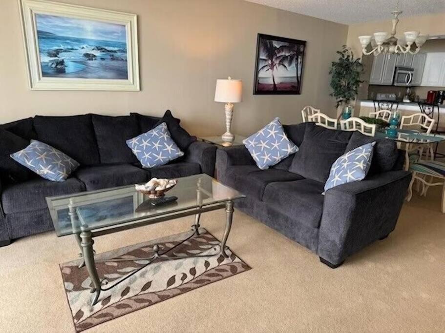 New - North Shore #1002 Apartment