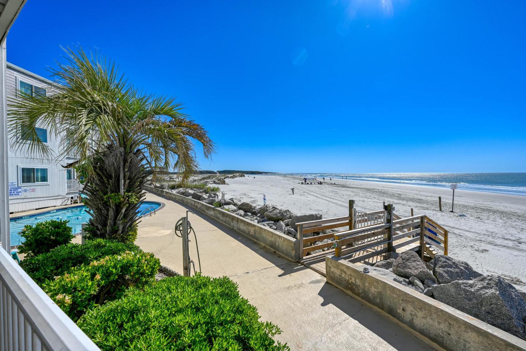 Ocean View Unit B1 *